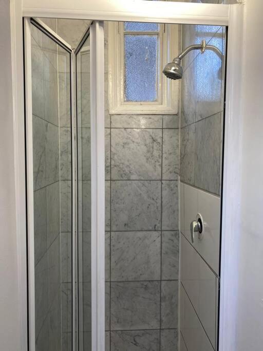 F14- Single Studio Shared Shower/Toilet Near Paddington London Kültér fotó